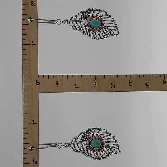 1804- Handmade Boho Leaves Earrings NWT - Picture 4 of 4